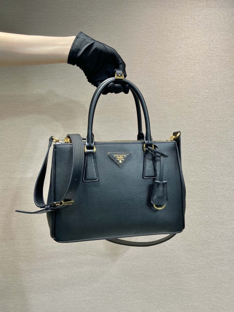 Pra*a top handle bags